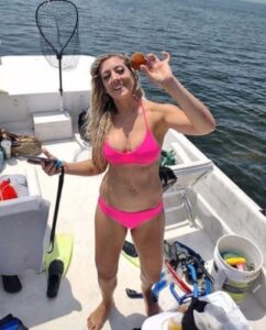 Crystal River scalloping charters with Crystal Rvier Watersports