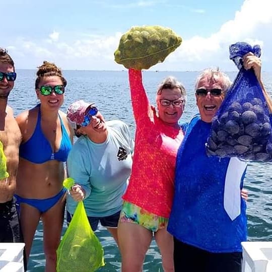 Steinhatchee scalloping with Marker One Charters